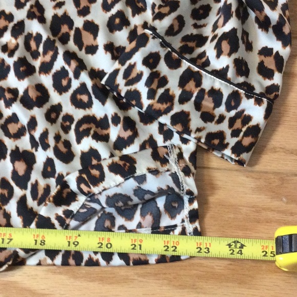 L LOFT Leopard satin notch collar pajama set - Picture 8 of 16